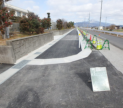 宇曽川ダム周辺道路落石防止対策工事（平成27年3月）